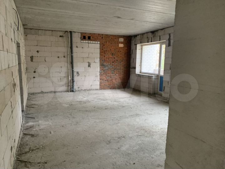 2-к. квартира, 62 м², 1/3 эт.