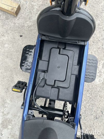 Электроскутер T-Rex 54