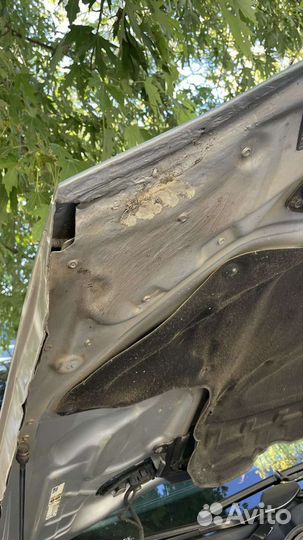 Капот на mercedes 211