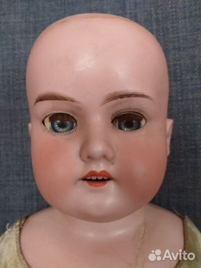 Антикварная кукла