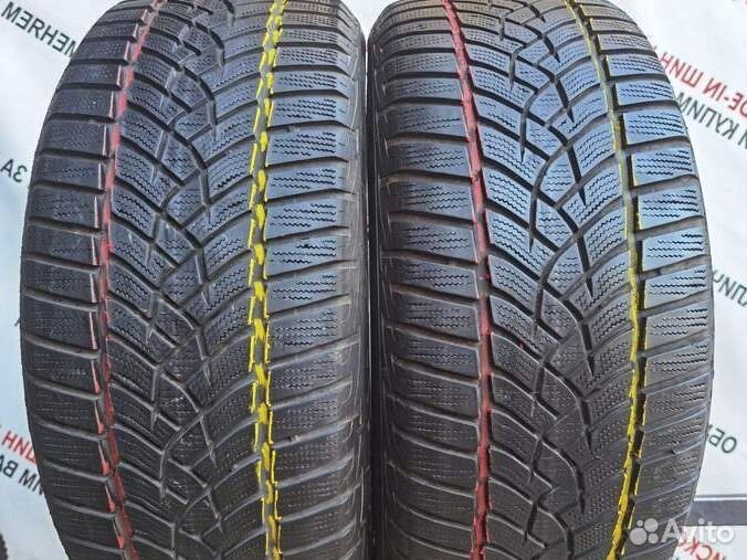 Goodyear UltraGrip Performance 225/50 R17 98V