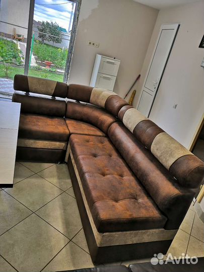 Угловой диван бу