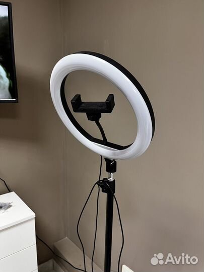 Кольцевая лампа со штативом 26см