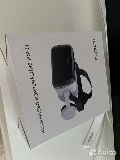 Очки VR Rombica VR XPro с наушниками