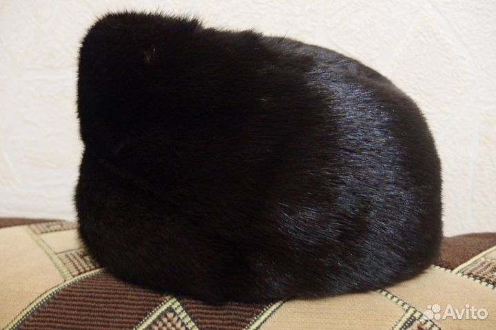 Шапка из канадской норки новая