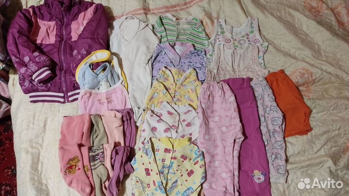 Отдам даром детские вещи