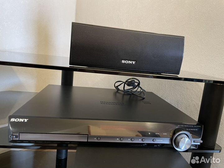 Домашний кинотеатр Sony 5.1 DAV-DZ690M