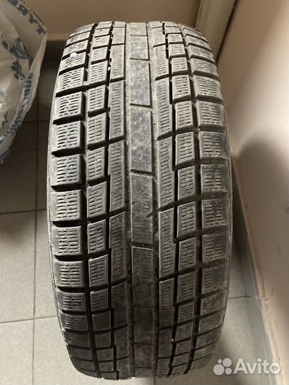 Yokohama Ice Guard IG30 215/55 R16