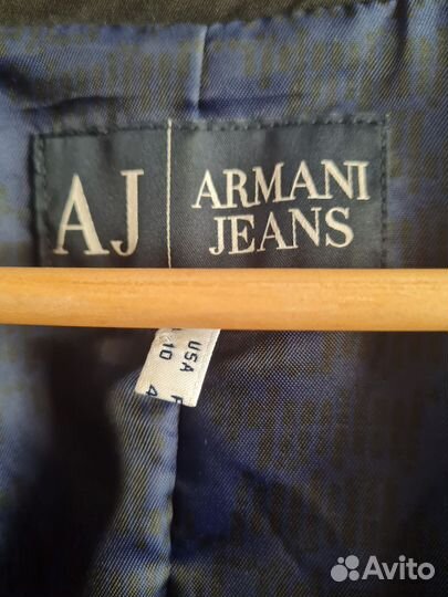 Пиджак женский Armani Jeans