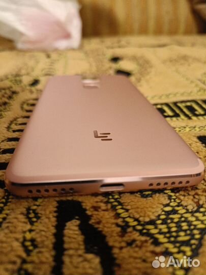 LeEco Le Pro 3, 4/32 ГБ
