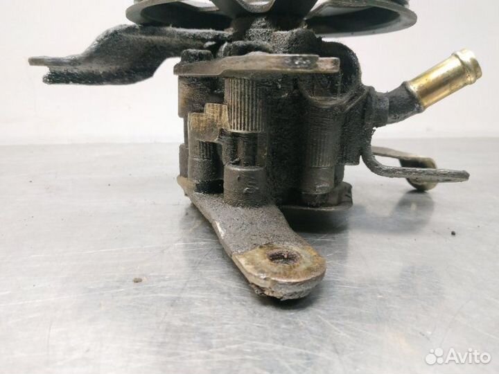 Насос гур Toyota Corolla NZE120 1nzfe 2000-2007