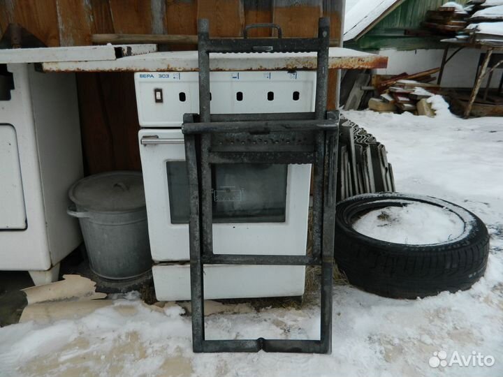 Металлическая лестница с салазками для фургона