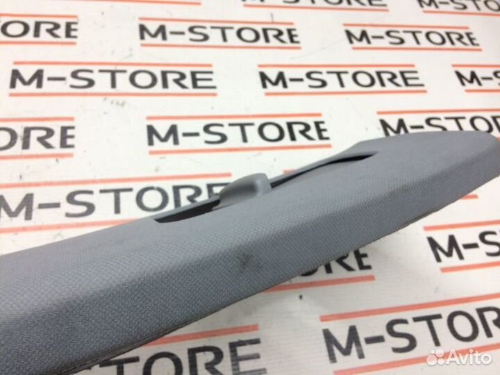 Обшивка стойки задняя правая Porsche Cayenne 955