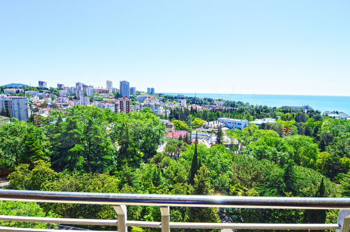 3-к. апартаменты, 100 м², 9/10 эт.