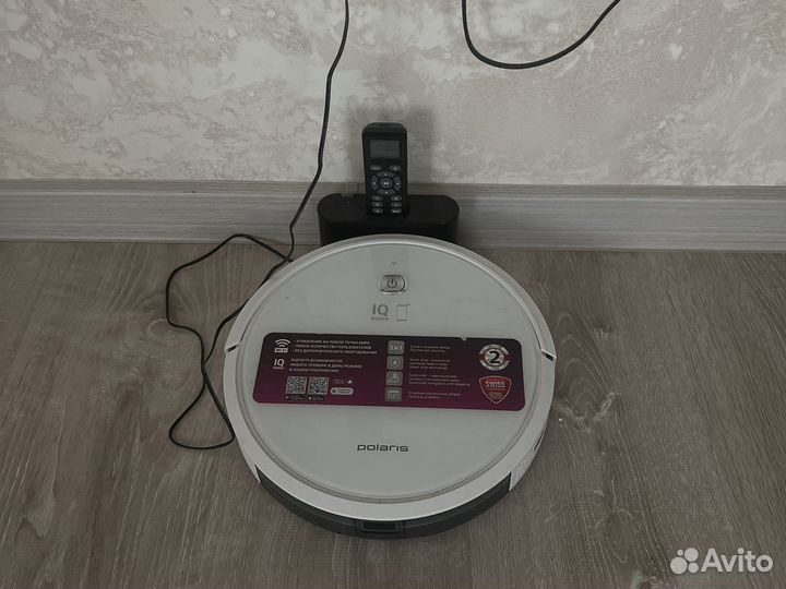 Робот пылесос polaris