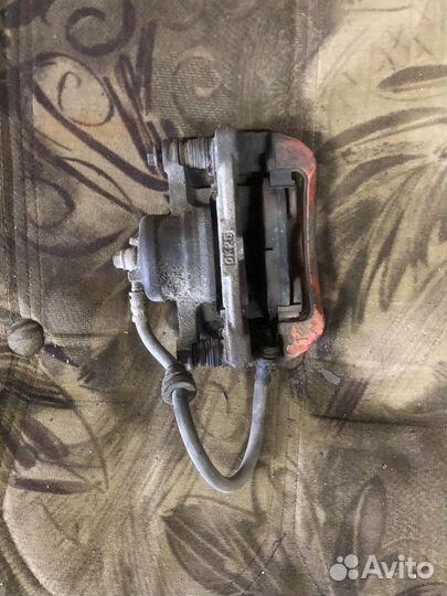 Суппорт передний левый chevrolet aveo t 250