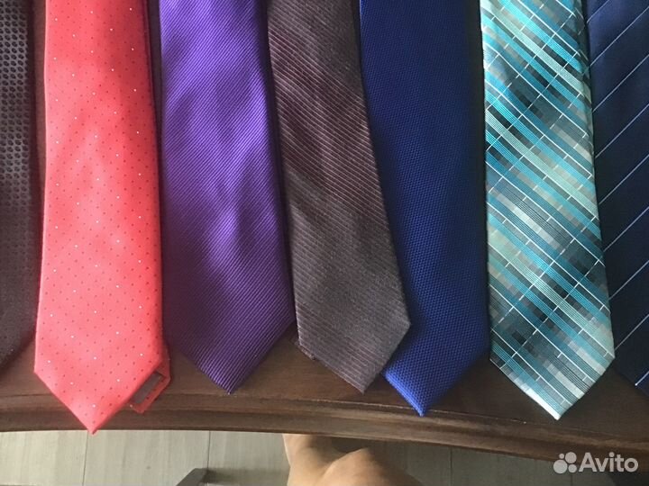 Галстуки разных мировых брендов новые и бу