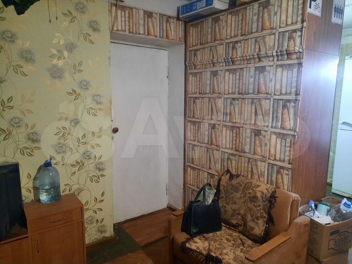 Комната 11 м² в 4-к., 6/9 эт.