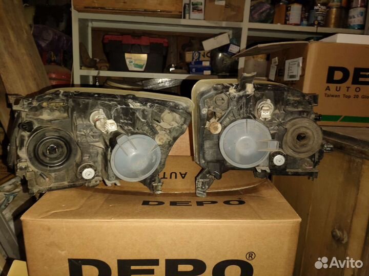 Фара Тойота Авенсис 250 рестайлинг