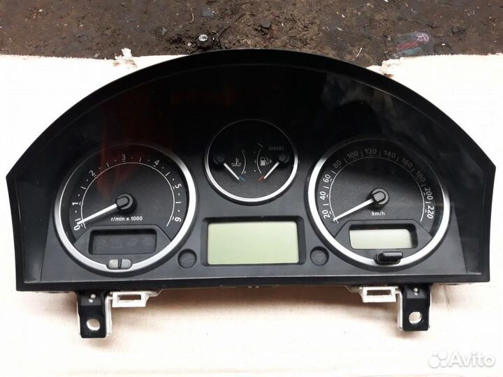 Панель приборов (Щиток ) Land Rover Discovery 2004