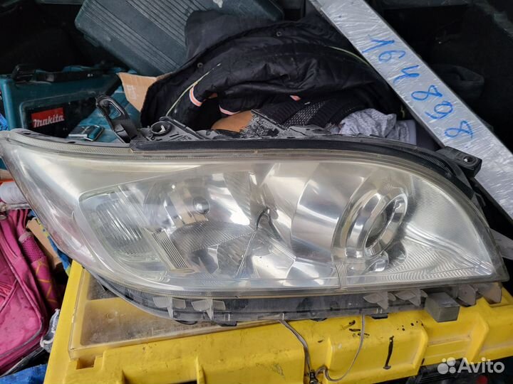 Фара правая Rav4 2010-2012 рестайлинг