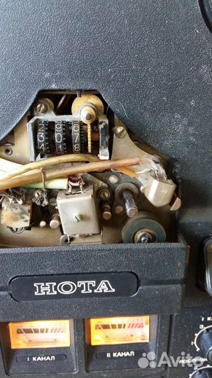 Катушечный магнитофон