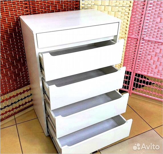 Комод белый