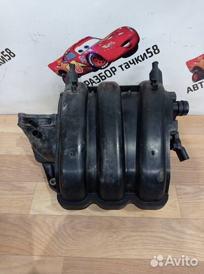 Впускной коллектор Skoda Fabia 2 (5J) рест. 2012