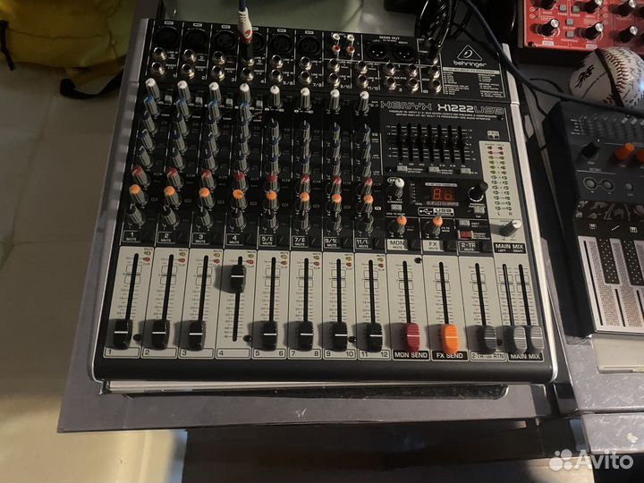 Behringer xenyx 1222