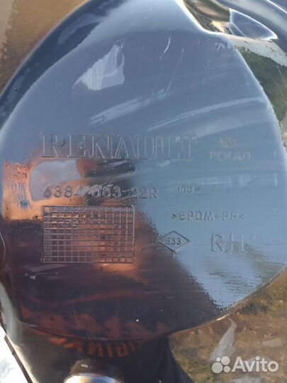 Локер передний правый Renault Duster