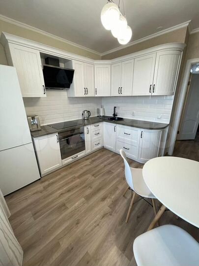 1-к. квартира, 42 м², 4/12 эт.