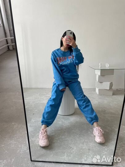 Спортивный костюм женский новый