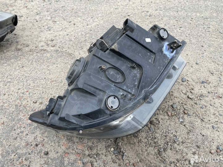 Фара правая ксенон BMW 7 E65 E66 до рестайлинг