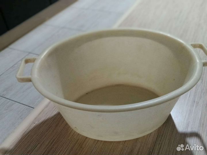 Пластиковые тазы ведра бочка миски