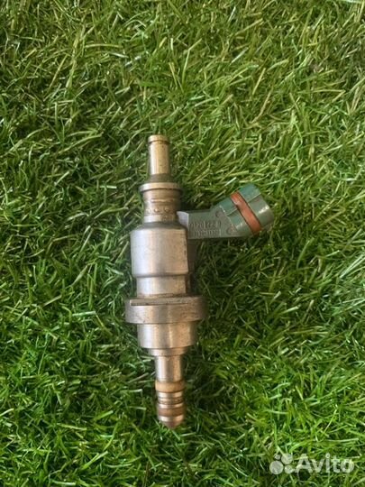 Форсунка топливная Toyota Mark X GRX121 3GR-FSE