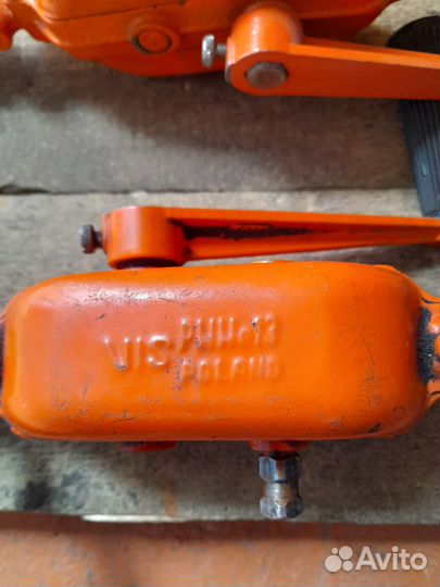 Ручная дрель производства Польша