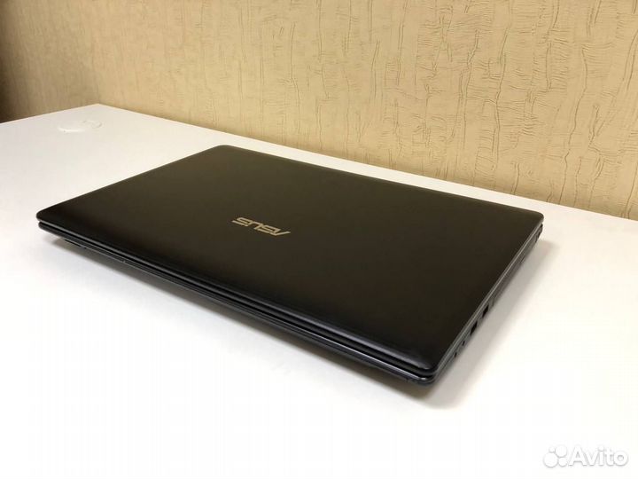 Ноутбук asus с большим дисплеем 17 дюймов, 4 ядра