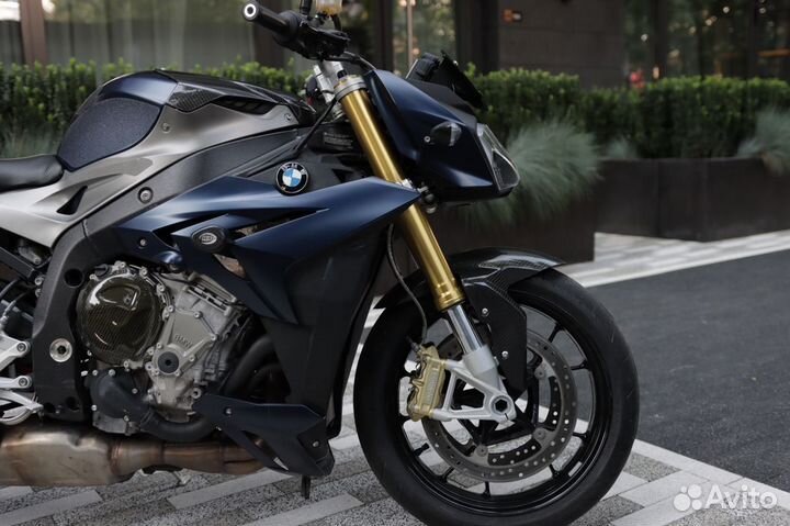 BMW S1000R