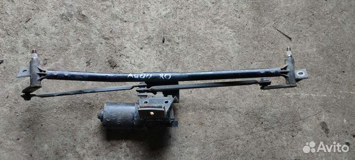 Трапеция дворников ауди 80 б3