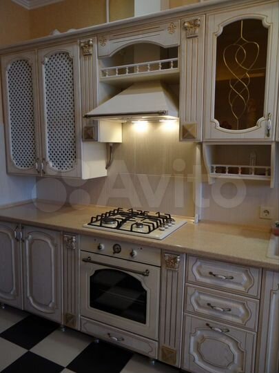 2-к. квартира, 77 м², 4/7 эт.