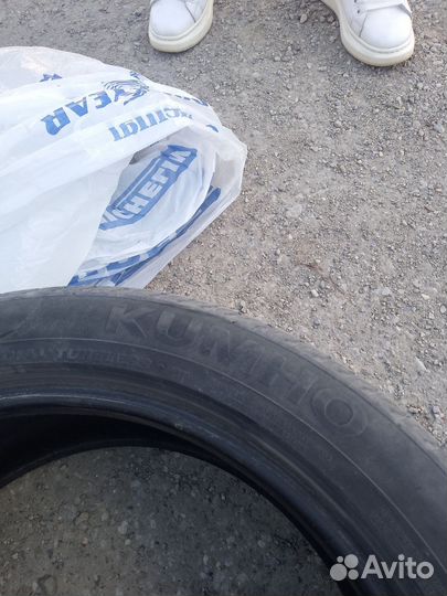 Kumho Ecsta HS51 235/45 R18 57Q