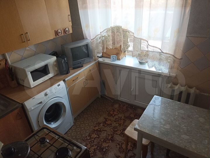 3-к. квартира, 60 м², 3/5 эт.