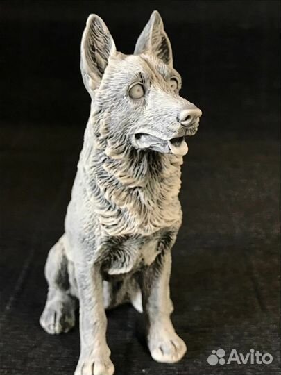 Овчарка фигурка мраморная крошка