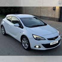 Opel Astra GTC 1.4 AT, 2013, 141 000 км, с пробегом, цена 960 000 руб.