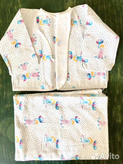 Распашонки, шапочки, пеленки, ползунки