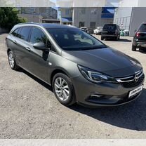 Opel Astra 1.6 AT, 2018, 125 000 км, с пробегом, цена 1 550 000 руб.