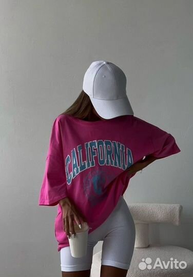 Костюм: футболка и велосипедки