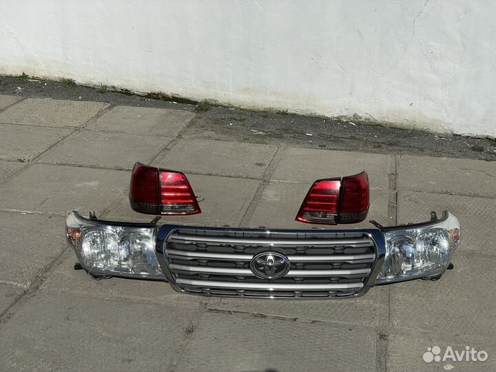 Комплект фар на тлк200