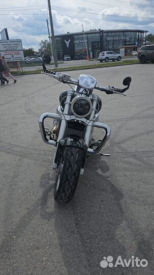 Suzuki boulevard M109R