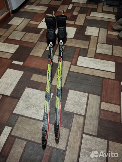 Беговые лыжи